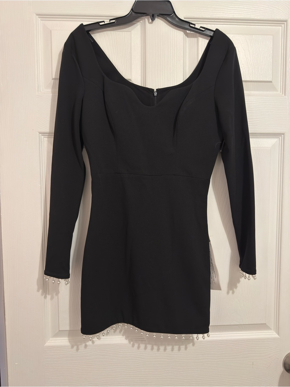 Dress the Population Mini Bodycon pearl trimmed Dress with zipper closure